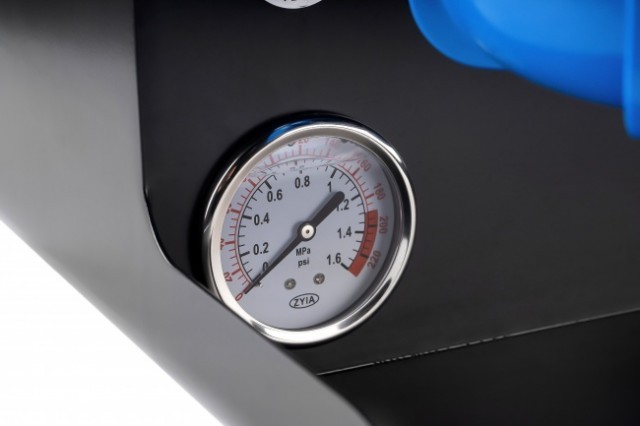 Система обратного осмоса Гейзер Маэстро 4000